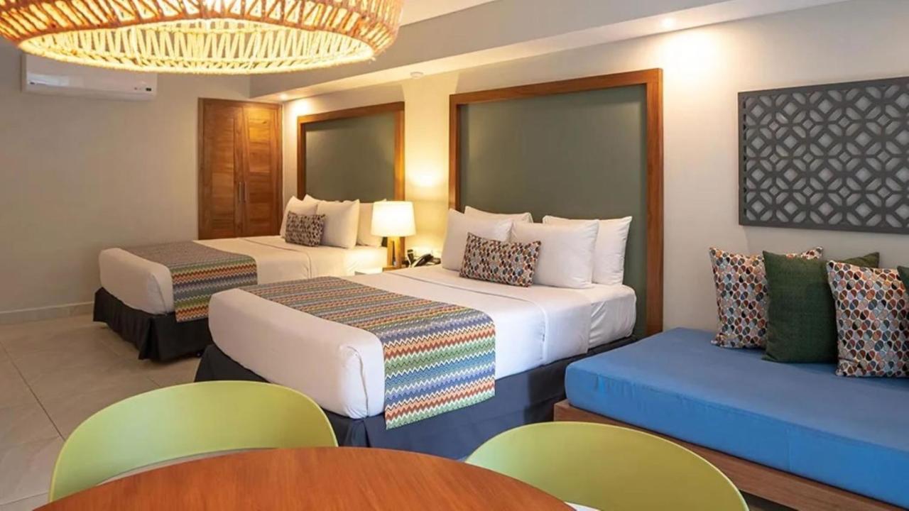 Emotions By Hodelpa Puerto Plata Hotel Exterior foto